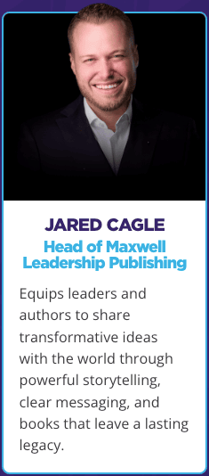 Roddy Galbraith coaching leaders and aspiring authors at Maxwell BookCamp on how to share their message with clarity and confidence.